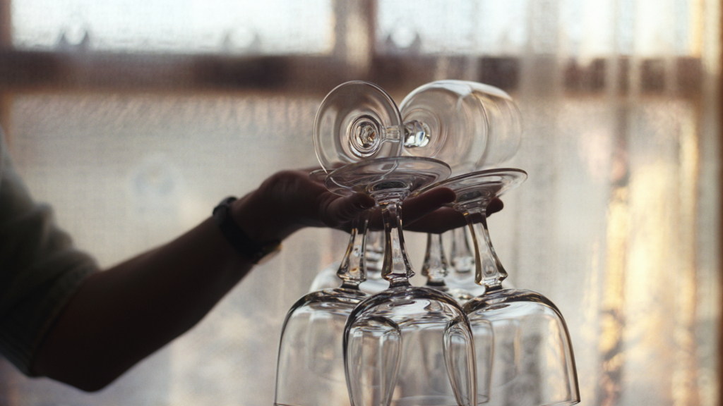Structuring a Restaurant Management Company and Fee